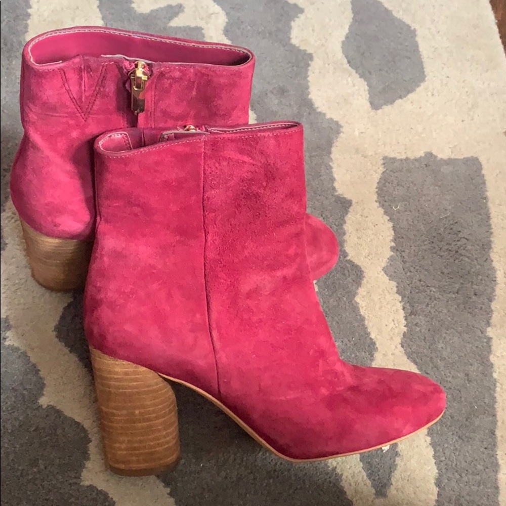 Ankle booties
